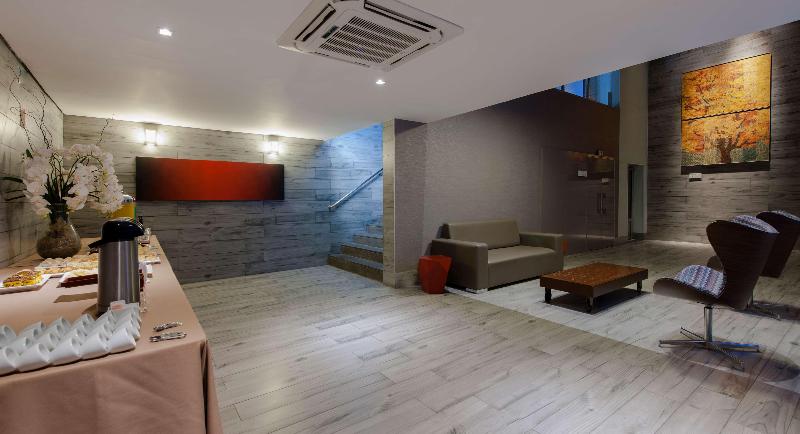 בית מלון כפרי Radisson Blu Belo Horizonte Savassi