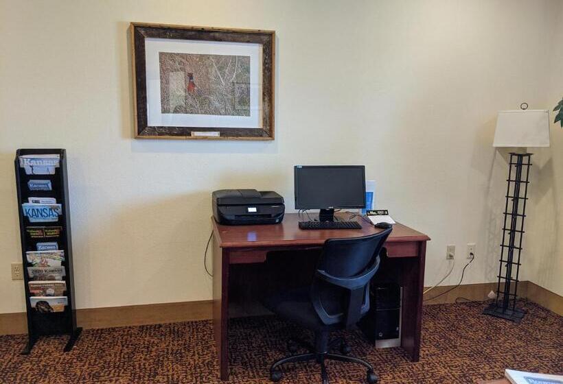 فندق Park View Inn & Suites