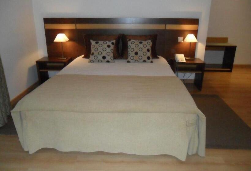 Отель Santo Condestavel