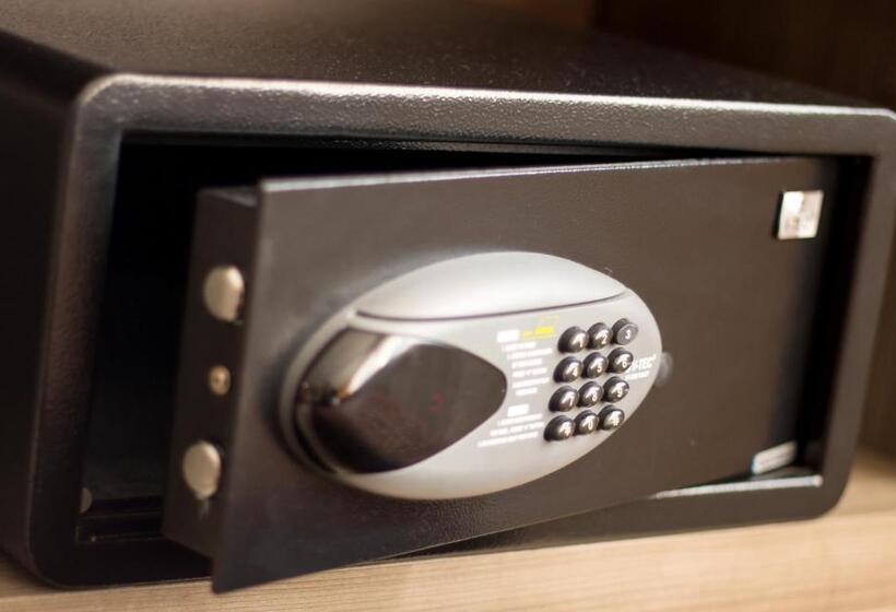 בית מלון כפרי Siesta Legian