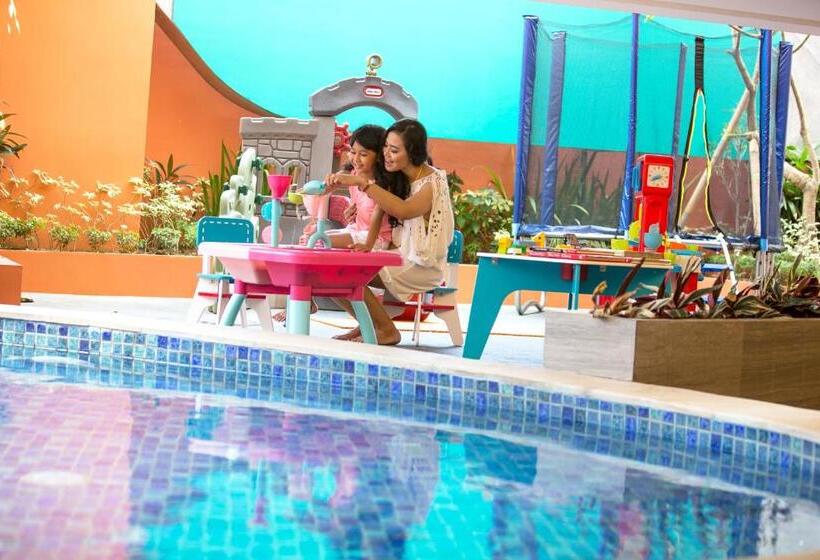 בית מלון כפרי Siesta Legian