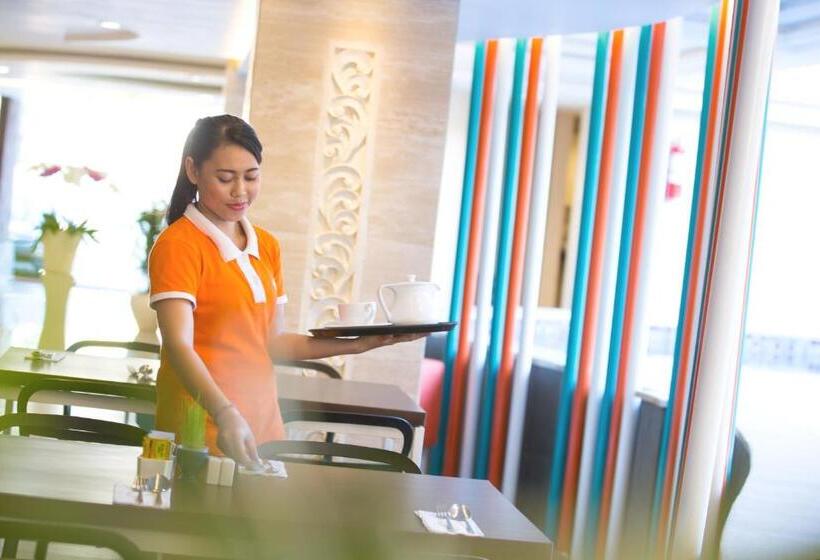 בית מלון כפרי Siesta Legian