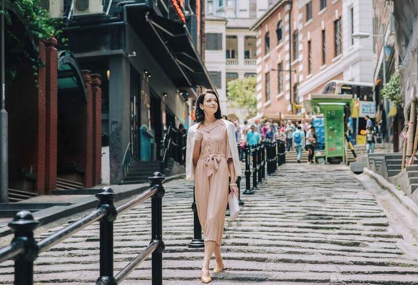 هتل The Pottinger Hong Kong