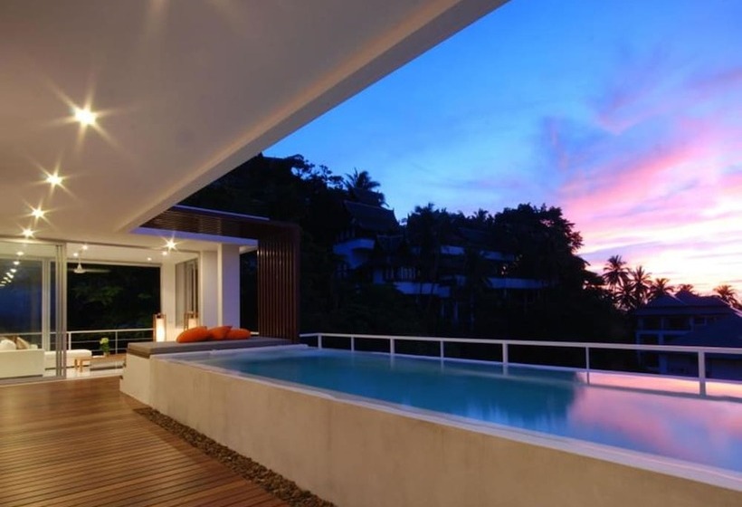 ホテル The Quarter Resort Phuket