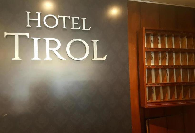 هتل Tirol