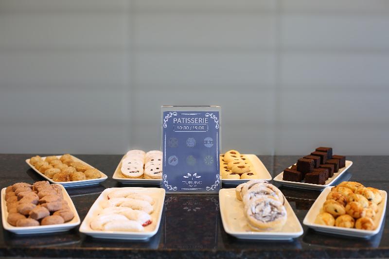 ホテル Turunc Premium