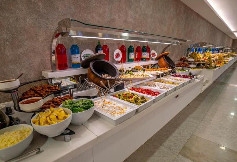 ホテル Turunc Premium