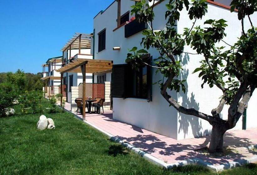 ホテル Villaggio Santandrea Resort