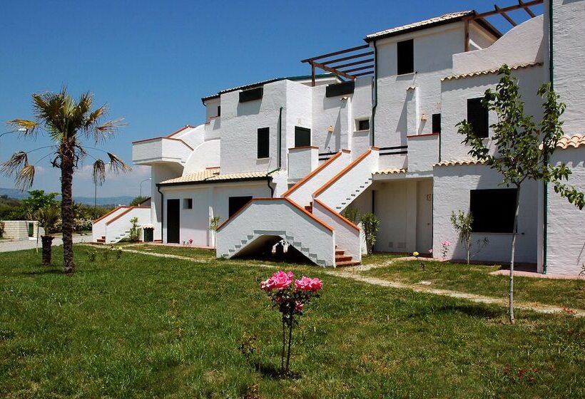 ホテル Villaggio Santandrea Resort