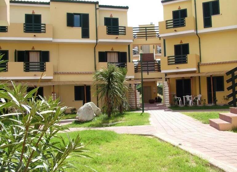 ホテル Villaggio Santandrea Resort