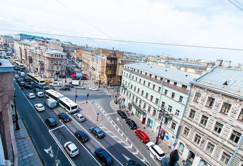 Superhostel On Nevskiy 95