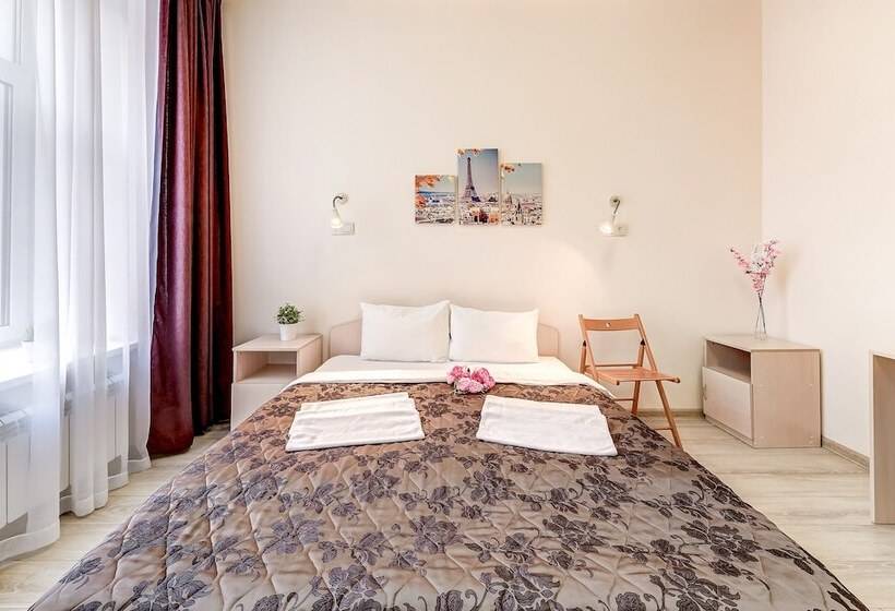 Superhostel On Nevskiy 95