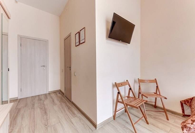 Superhostel On Nevskiy 95