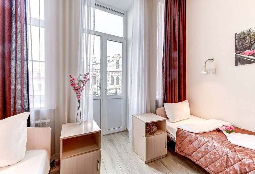 Superhostel On Nevskiy 95