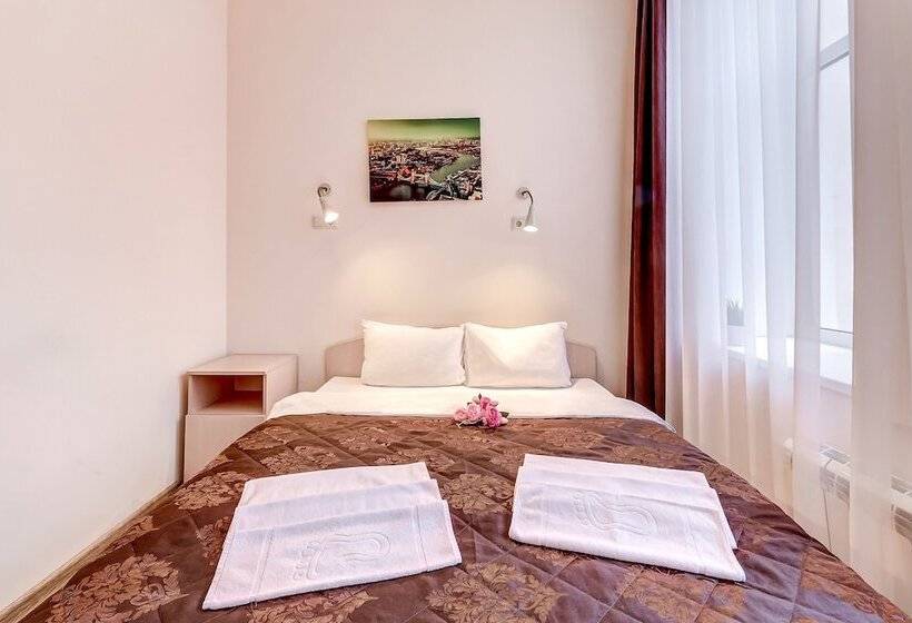 Superhostel On Nevskiy 95