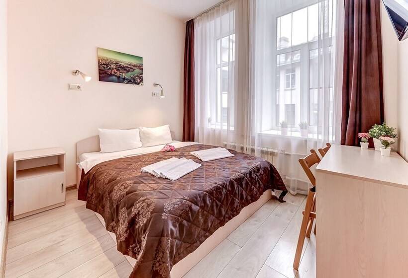 Superhostel On Nevskiy 95