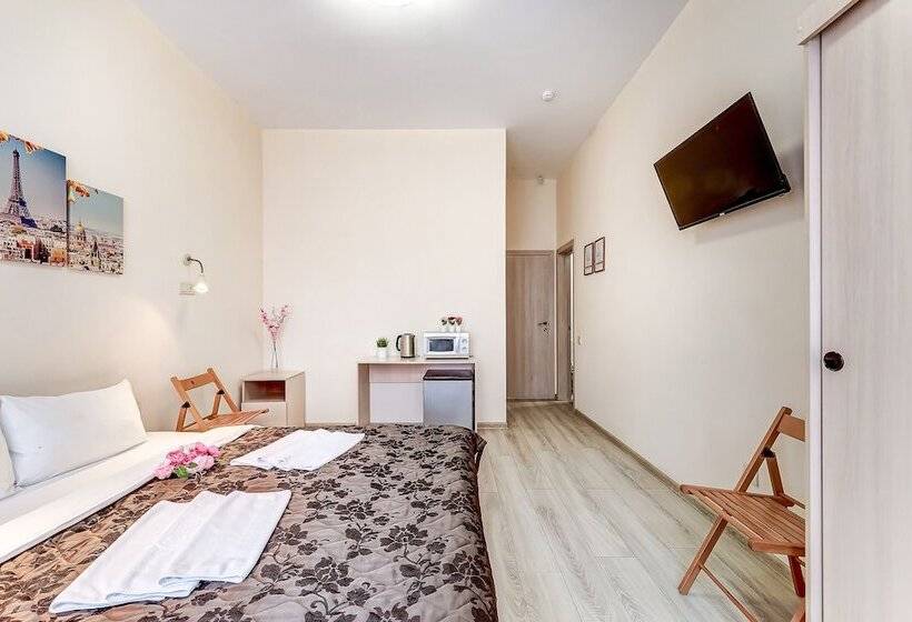 Superhostel On Nevskiy 95