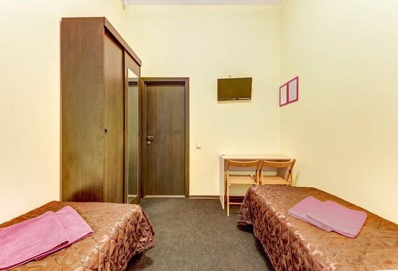 Superhostel On Nevskiy 95