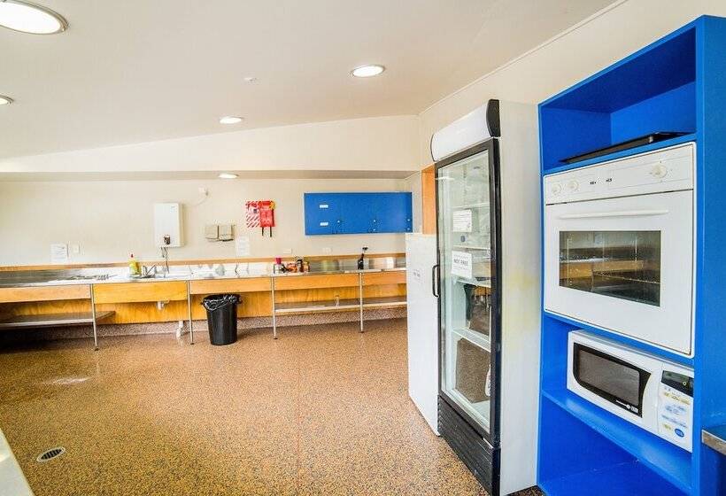 Te Anau Lakeview Holiday Park & Motels