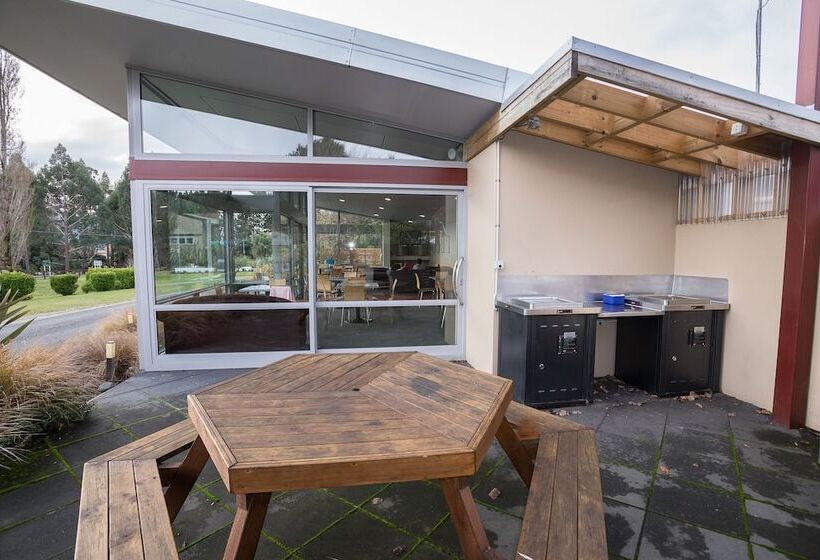 Te Anau Lakeview Holiday Park & Motels