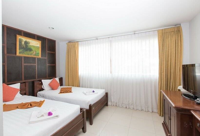 Time Out Hotel Beach Front