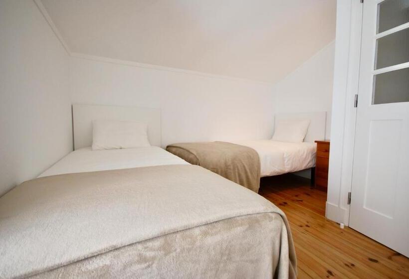 28 House Baleal Island   Ocean View, Patio With Barbecue, Perfect Location