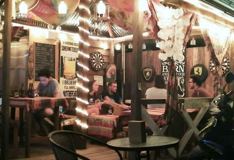 ユースホステル Barn Resort