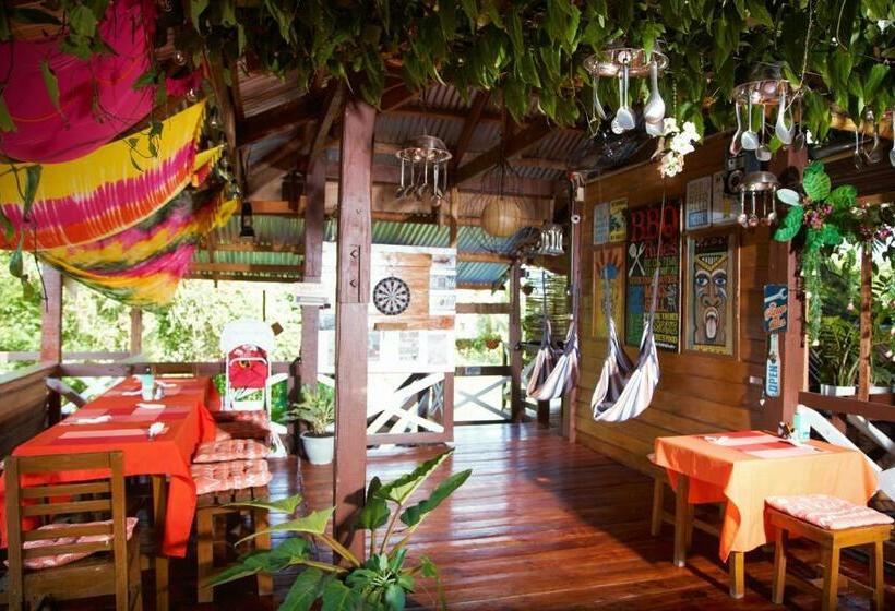 ユースホステル Barn Resort