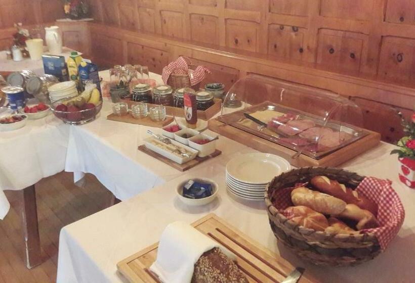 הוסטל Garni Friedheim