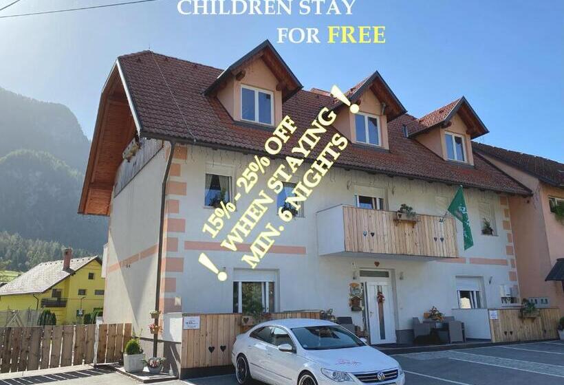 Aparthotel Pr Jakapč