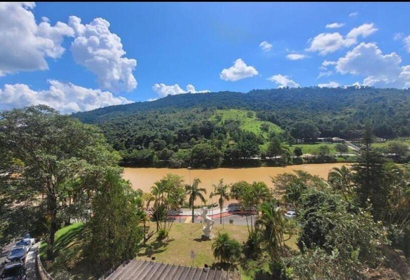 Aparts Hotel Cavalinho Branco