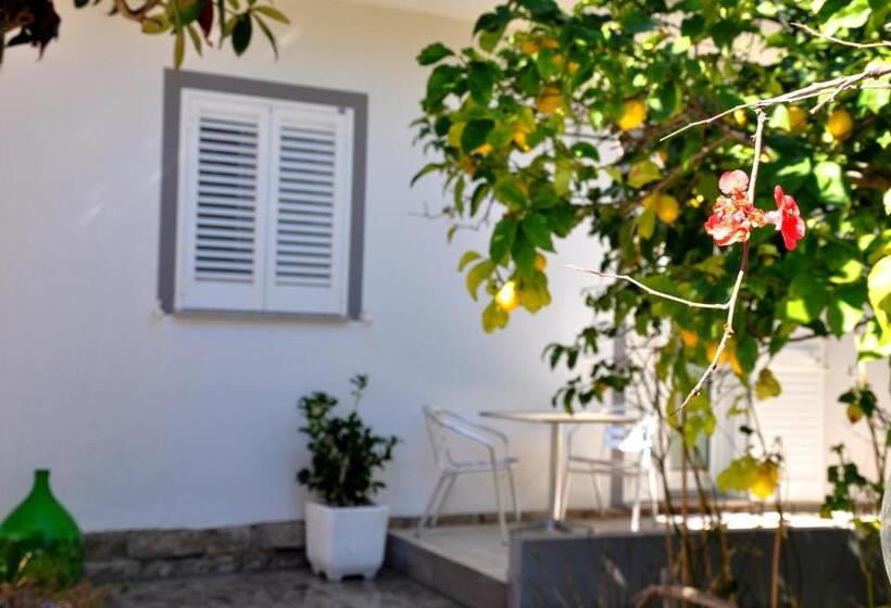 B&b Les Chambres Rooms & Suite