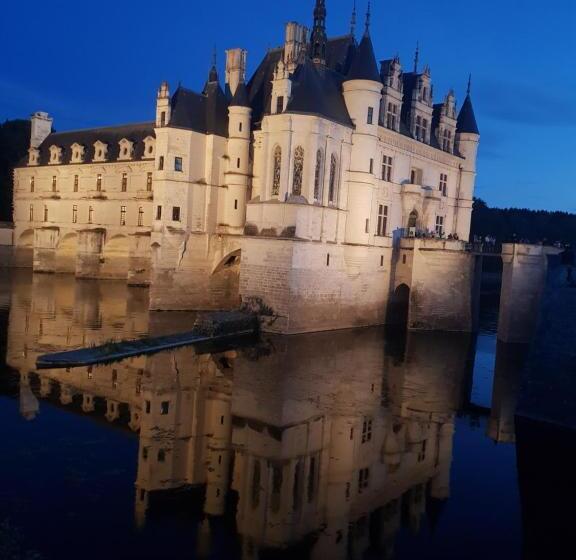 مبيت وإفطار 18 Châteaux Et Beauval Sur Un Rayon De 30 Km