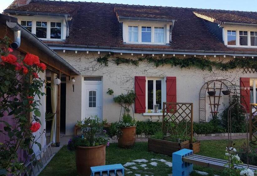 مبيت وإفطار 18 Châteaux Et Beauval Sur Un Rayon De 30 Km