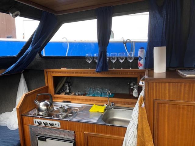 مبيت وإفطار Amsterdam Boat & Breakfast