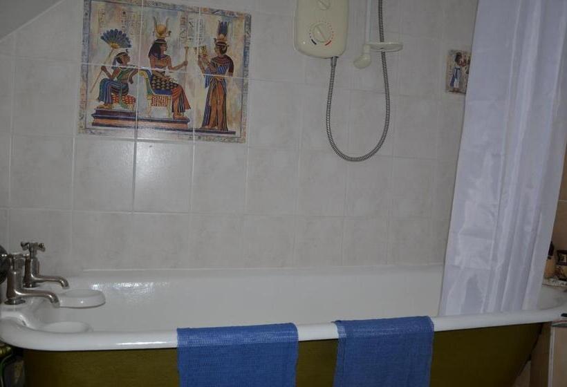 住宿加早餐 Averon House