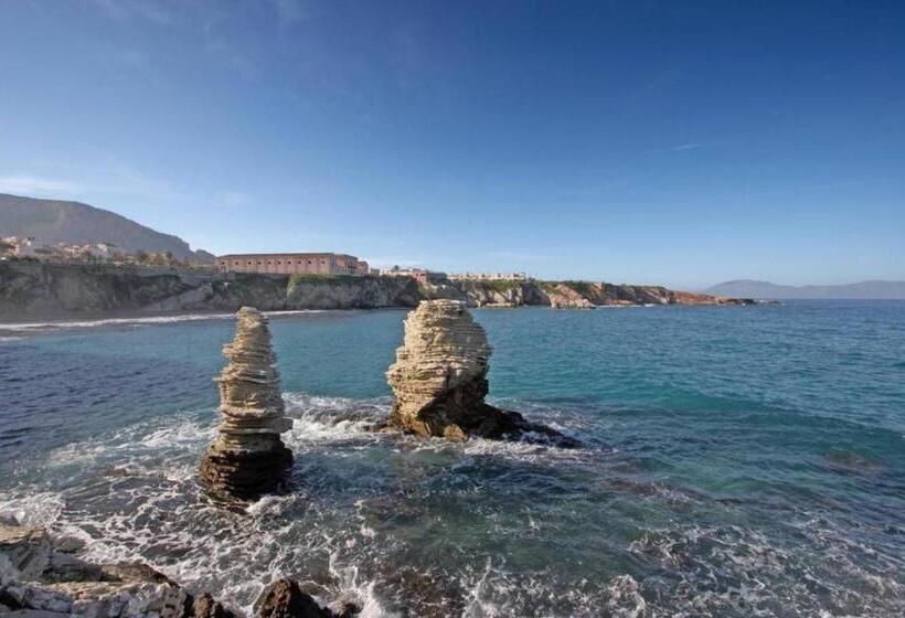 مبيت وإفطار By The Sea