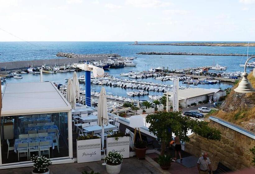 مبيت وإفطار By The Sea