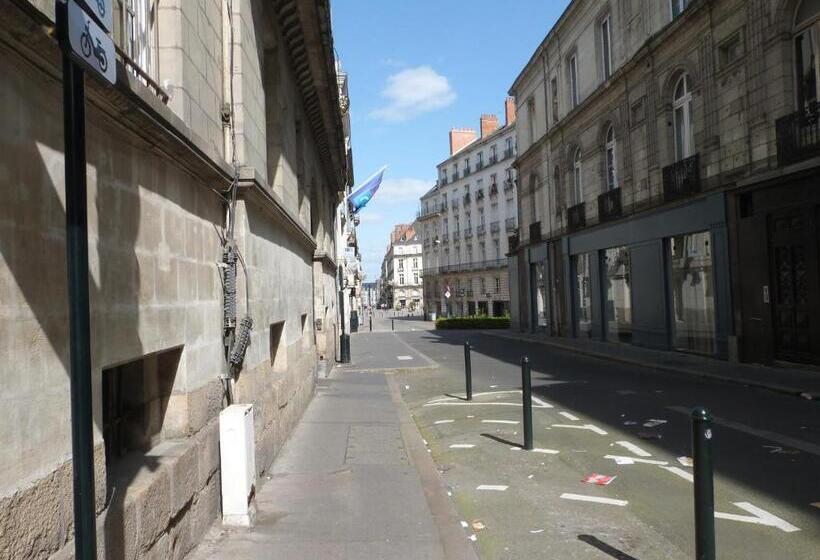 住宿加早餐  Chambre D Hôtes La Grotte De Voltaire