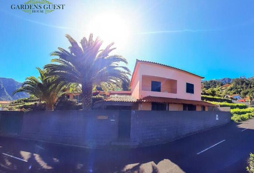 住宿加早餐  Gardens Guest House