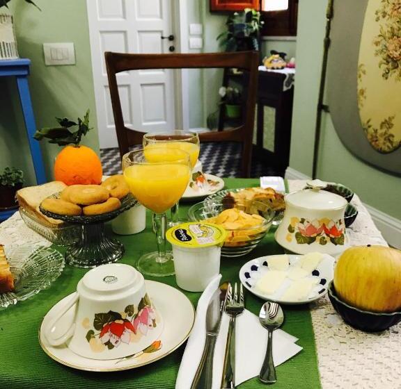 Bed and Breakfast Jacaranda