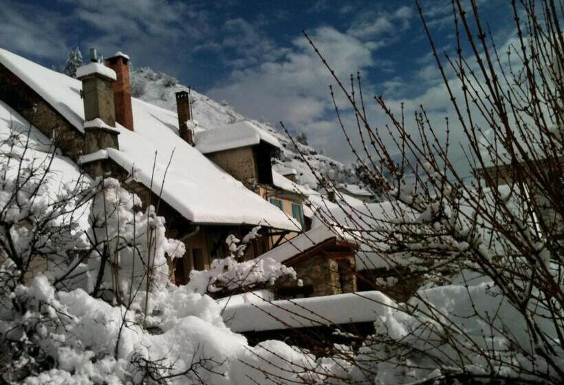 ベッドアンドブレックファースト Le Château