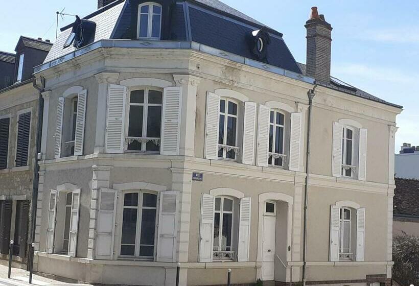 ベッドアンドブレックファースト Centre Ville, Chambre Indépendante 20m2 Et Sa Salle De Bain Privée