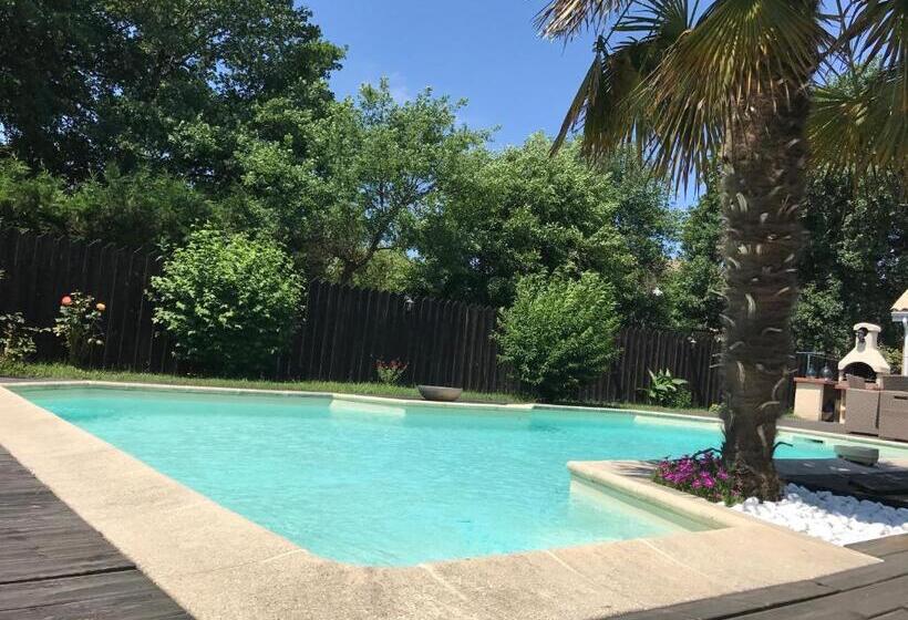 مبيت وإفطار Les Rives Du Bassin