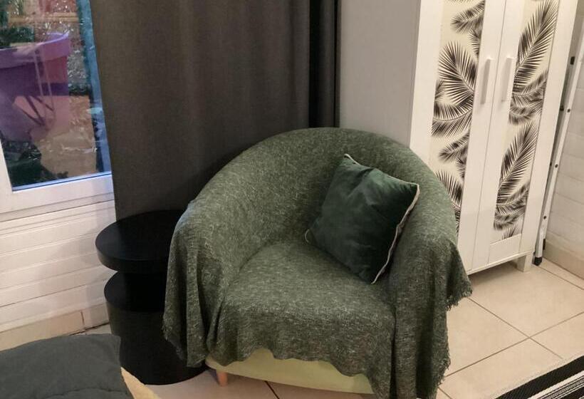 مبيت وإفطار Maisonnette Nantes