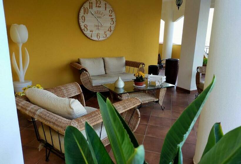 مبيت وإفطار Villa Fontana Saia