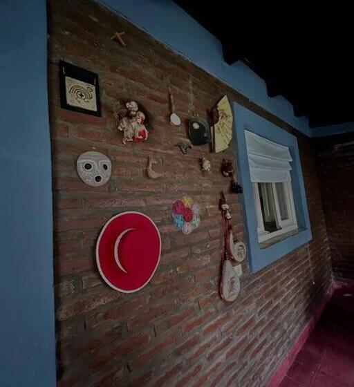 Casa De Huéspedes La Escondida