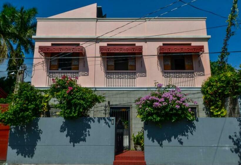 Casita Aurora Bed And Breakfast