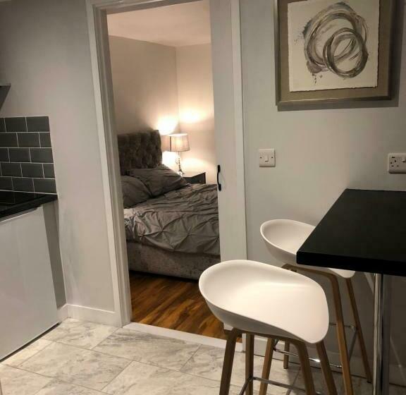 Exclusive Modern Decorated 1 Bedroom Detached Studio