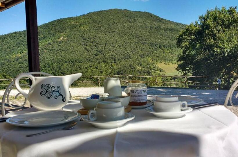 هتل Agriturismo Foglie